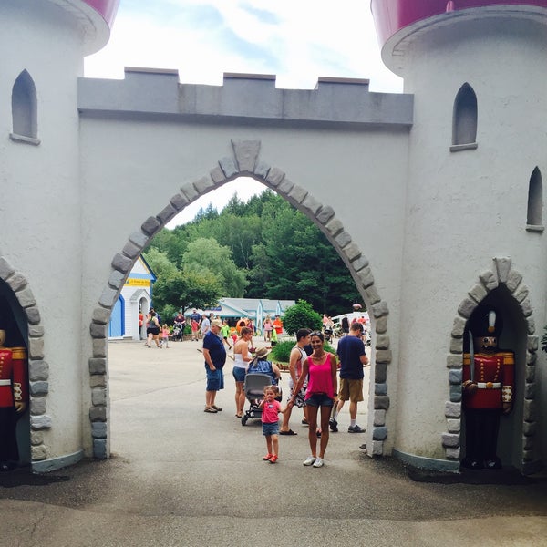 A wonderful,clean&fun theme park!My 3 yo loved it-she could go on almost all of the rides. Wasn't too crowded, the mist tents were awesome for everyone to cool down in! We had a fantastic experience.