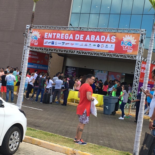 Foto scattata a Centro de Eventos do Ceará da Thallyson S. il 7/20/2017