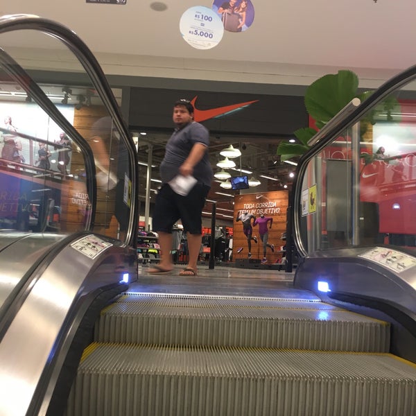 Foto scattata a North Shopping Jóquei da Thallyson S. il 6/13/2017