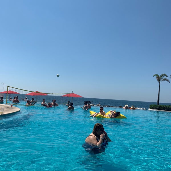 Photo taken at Hilton Vallarta Riviera All-Inclusive Resort by Jorge I. on 4/3/2019