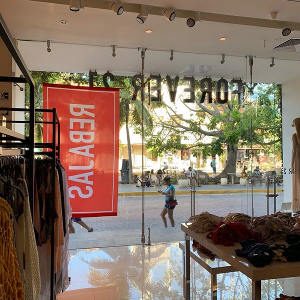Photo taken at Forever 21 by Anson C. on 3/10/2019