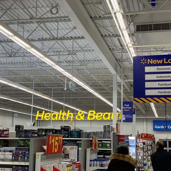 Foto tomada en Walmart Supercentre  por Anson C. el 1/13/2019