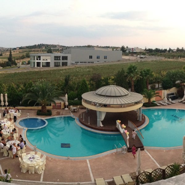 Das Foto wurde bei Ambassador Hotel Thessaloniki von Alex V. am 8/24/2013 aufgenommen