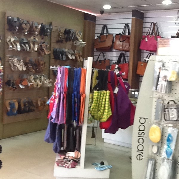 RV Fashion Negombo Road