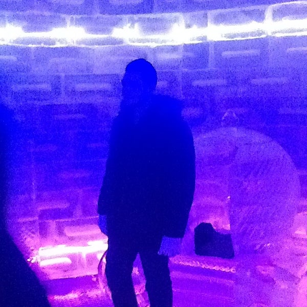 Photo taken at -5° Ice Bar Silom by Andreas on 1/3/2013