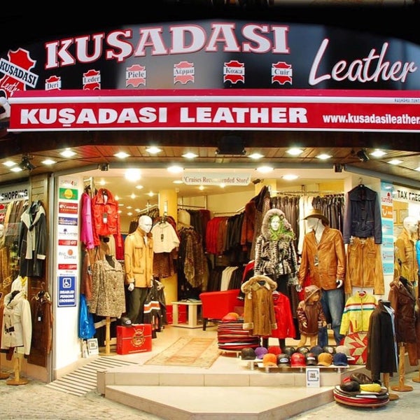 Photo prise au Kusadasi Leather par Oguzh@n T. le6/20/2015