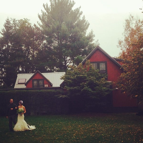 Photo taken at Buttermilk Falls Inn &amp; Spa by Bryce R. on 10/20/2013