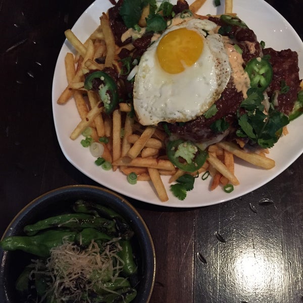 รูปภาพถ่ายที่ Ohana Burger โดย Victoria ♡. เมื่อ 1/16/2015