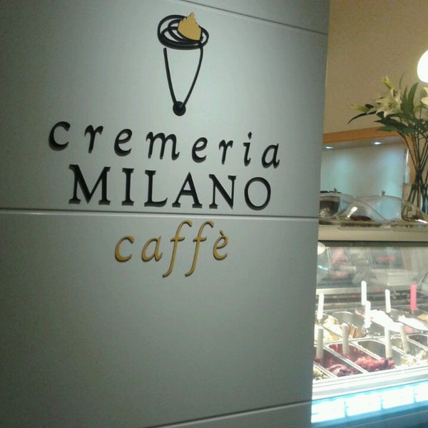 Photo taken at Cremeria Milano by ⭐️⭐️SY⭐️⭐️ on 10/19/2013