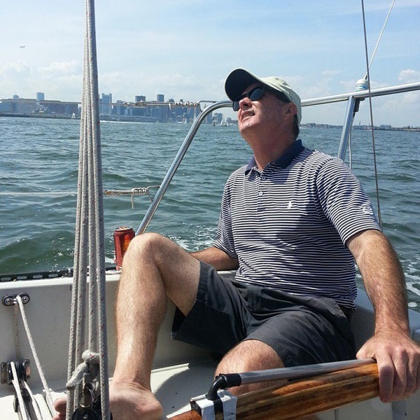 8/17/2013 tarihinde Patrick M.ziyaretçi tarafından Boston Sailing Center'de çekilen fotoğraf