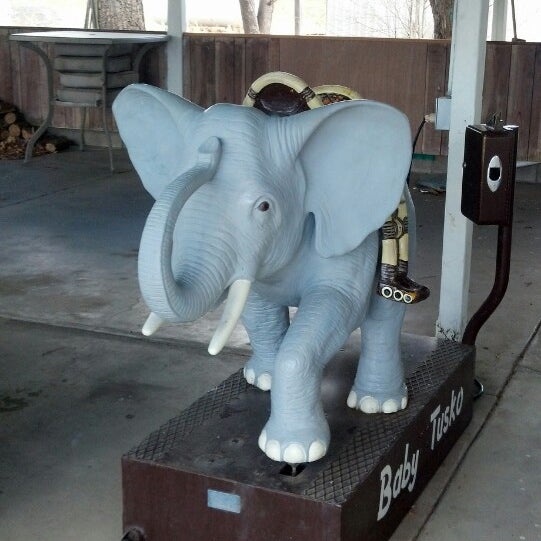 Minnie's Dairy Delight Diner in Springer