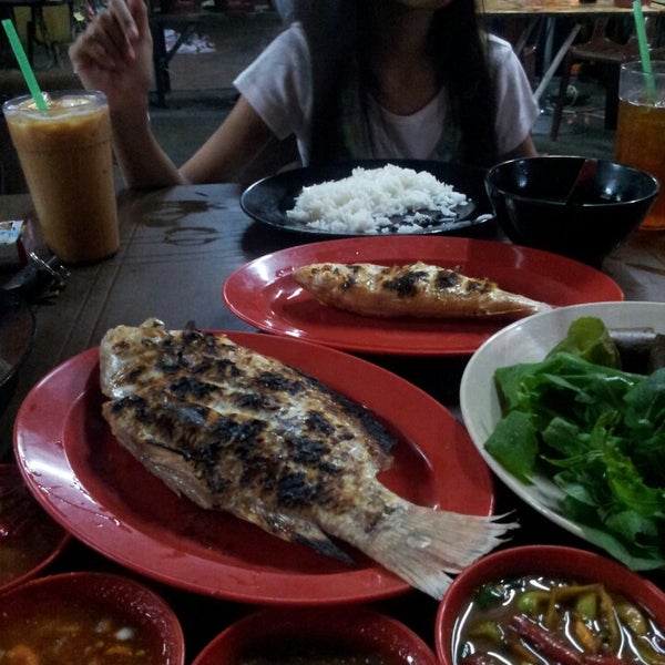 Photos at Ikan Bakar Air Asam - depan Maahad Lelaki, Jalan 