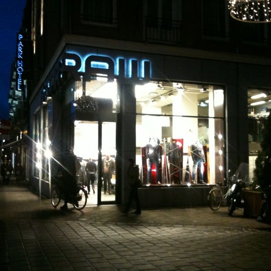 Identificeren blijven Persoon belast met sportgame G-Star RAW Store - Museumkwartier - P.C. Hooftstraat 24-28