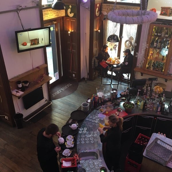 Photo taken at Nonloso Caffé &amp; Bar by Deniz on 12/31/2015