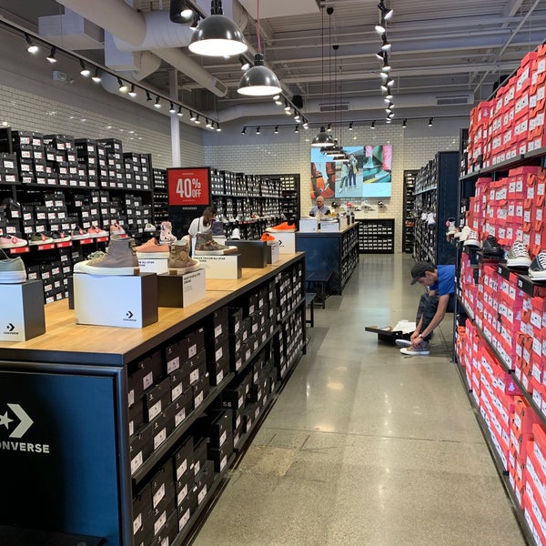 Converse Factory Outlet - Shoe Store in International Gateway of The  Americas
