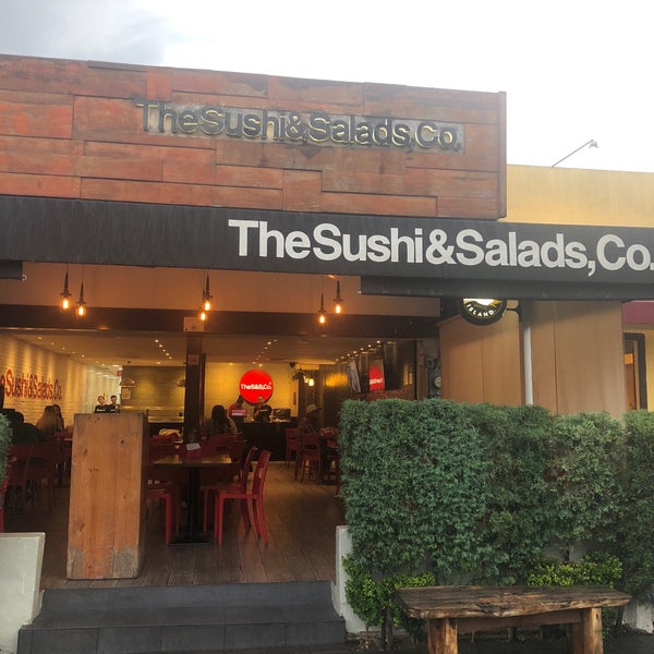 Foto tomada en The Sushi &amp; Salads, Co.  por Arturo G. el 7/12/2018