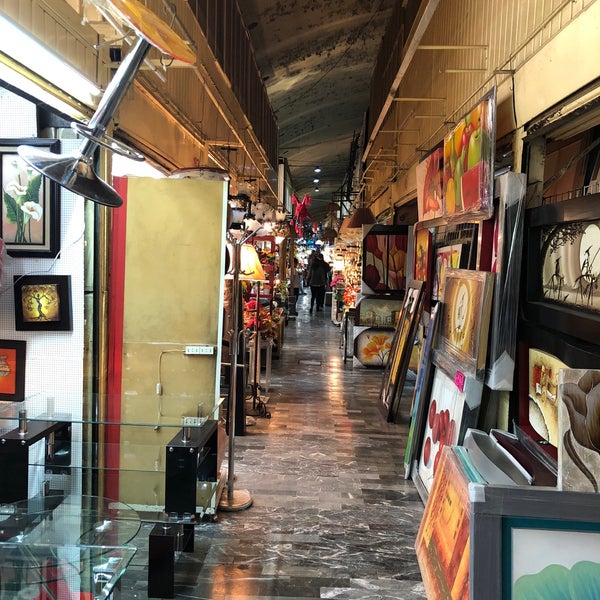 Fotos en Mercado de Muebles Lagunilla Tienda de muebles y artículos