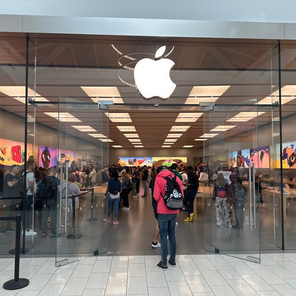 Lojas Apple em Orlando #viagem #miami #orlando  Store architecture, Apple  store design, Apple store