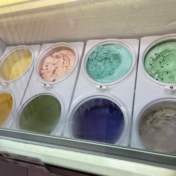 6/8/2021にMayu :)がDave&#39;s Ice Cream At The Ilikaiで撮った写真
