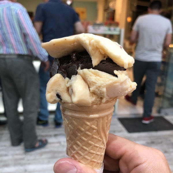 7/23/2019 tarihinde İnanziyaretçi tarafından Balkaymak Dondurma &amp; Cafe'de çekilen fotoğraf