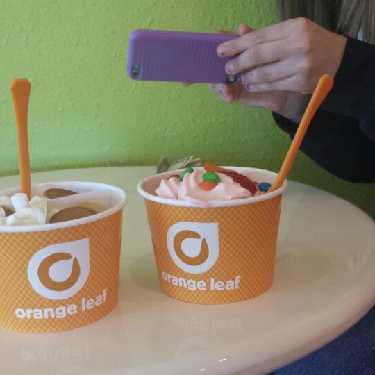 Photo taken at Orange Leaf Frozen Yogurt by Amanda B. on 6/3/2014