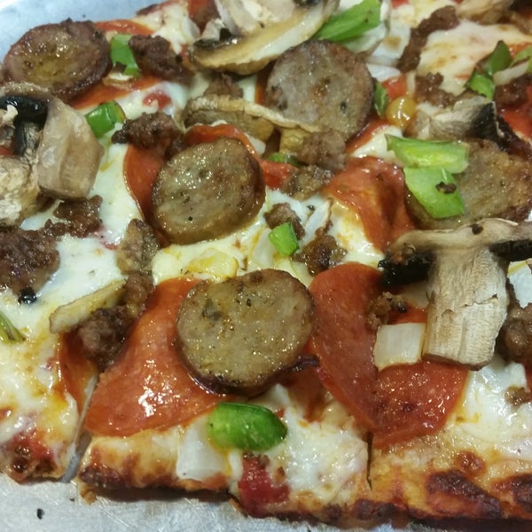 Crust Pizza Pizzeria in Chattanooga