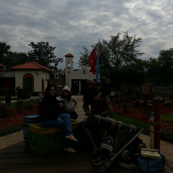 Photo taken at Pirates Cove Adventure Golf by Ot on 3/1/2013