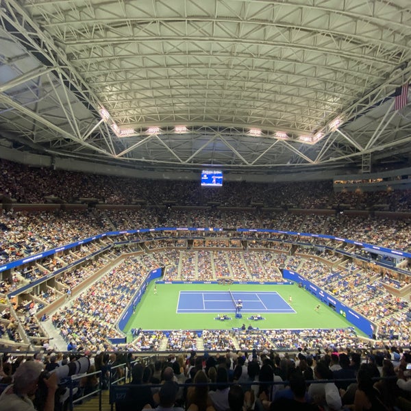 Ashe Stadium - US Open Tennis Foto de Stock Editorial - Imagem de povos,  arena: 157303493