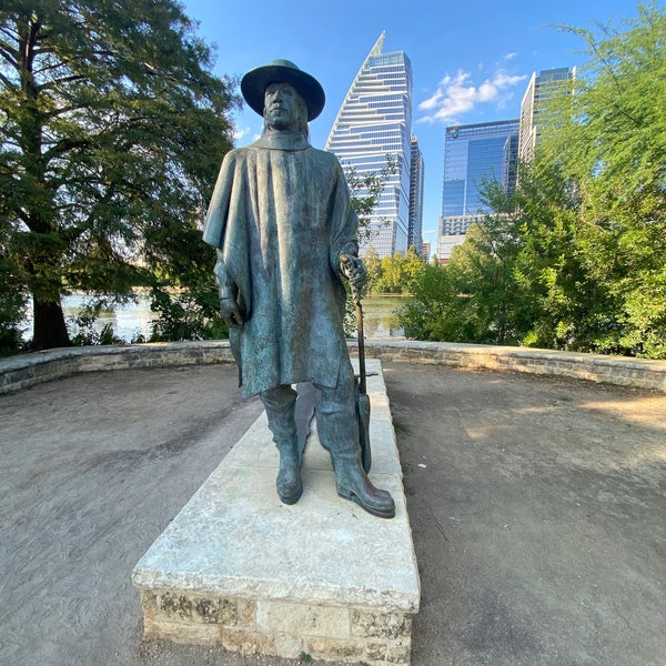 Stevie Ray Vaughan Statue