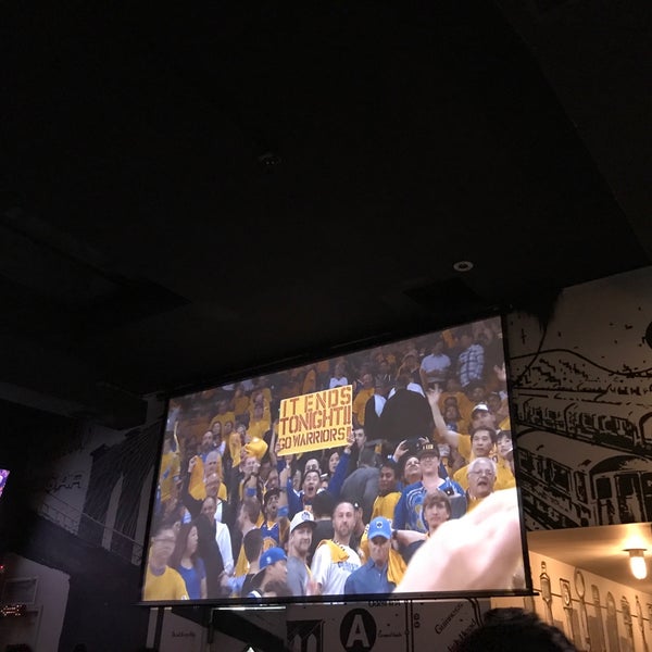 6/13/2017 tarihinde Samuel B.ziyaretçi tarafından Brooklyn Tap House'de çekilen fotoğraf