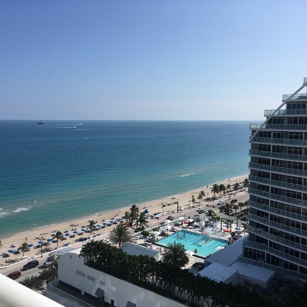 Foto tomada en Hilton Fort Lauderdale Beach Resort  por Cortney M. el 11/14/2020