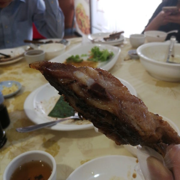 Noble House Seafood Restaurant 贵阳家乡小厨 26 Tips