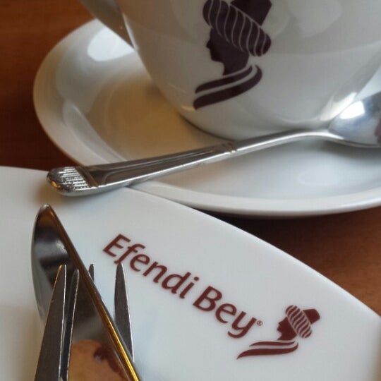 รูปภาพถ่ายที่ Efendi Bey โดย Genco B. เมื่อ 3/11/2014