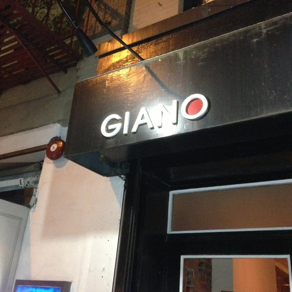 Снимок сделан в Giano Restaurant пользователем Jordan C. 1/26/2013