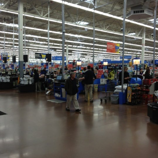Walmart Supercenter Big Box Store in Poulsbo