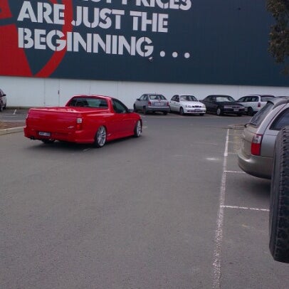 Bunnings Warehouse Hoppers Crossing Vic