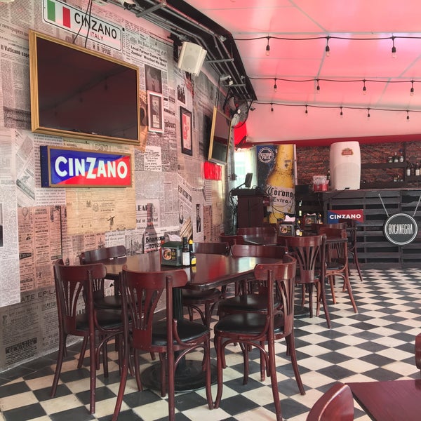 11/20/2016 tarihinde Mariano S.ziyaretçi tarafından Central de Pizzas'de çekilen fotoğraf