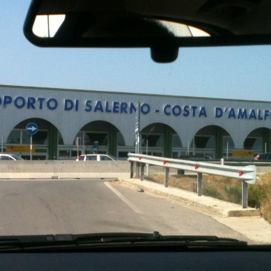 Aeroporto di Salerno Costa d'Amalfi Bellizzi,