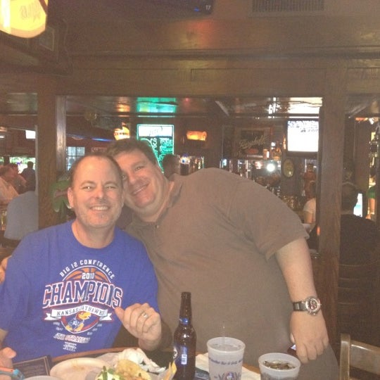 Photo taken at Tanner&#39;s Bar &amp; Grill by Michael L. on 3/16/2012