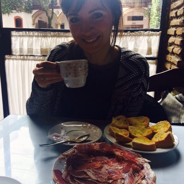 2/15/2015 tarihinde Martukiziyaretçi tarafından Restaurante Casa Palacio Bandolero'de çekilen fotoğraf