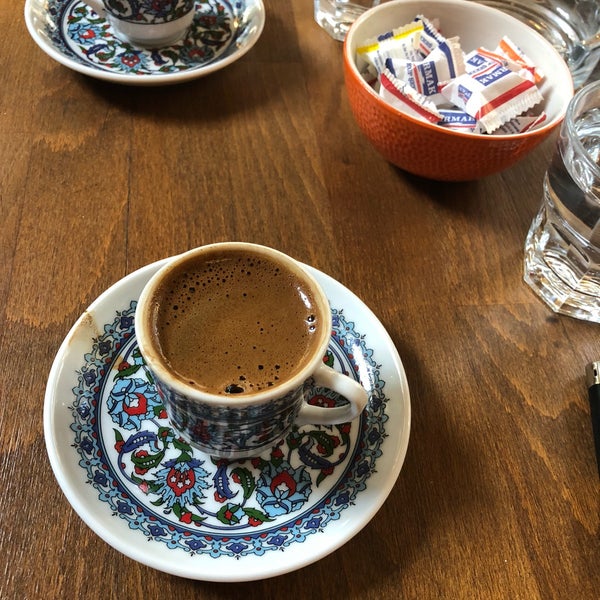 Foto diambil di İstanbull Café &amp; Fal &amp; Restaurant oleh 🌟 Z..H..R 🌟 pada 8/31/2018
