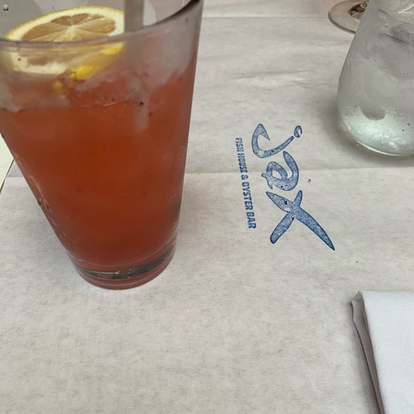 Photo taken at Jax Fish House Boulder by Lucas R. on 6/17/2019