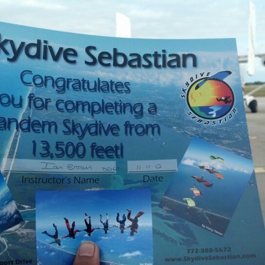 Das Foto wurde bei Skydive Sebastian von Shreyas G. am 11/12/2012 aufgenommen