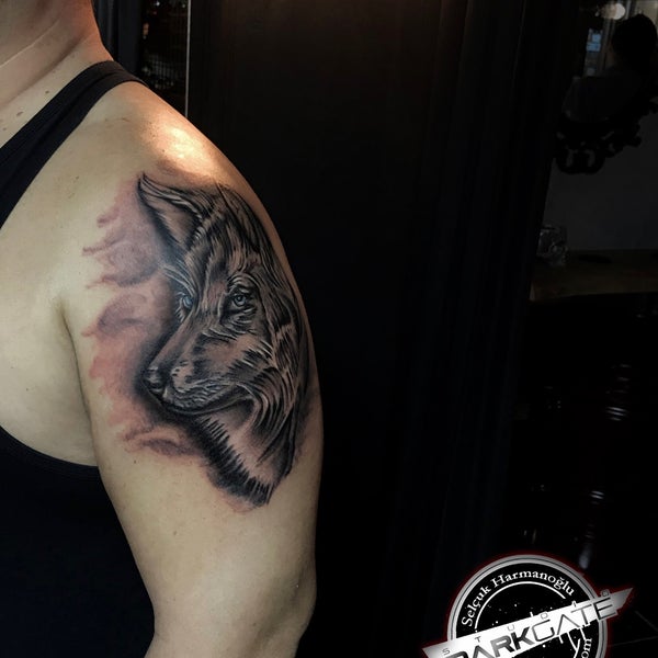 Photo taken at Darkgate Tattoo by Selcuk H. on 11/29/2019