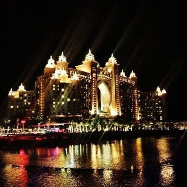 Photo taken at Atlantis The Palm by Марина М. on 4/25/2013