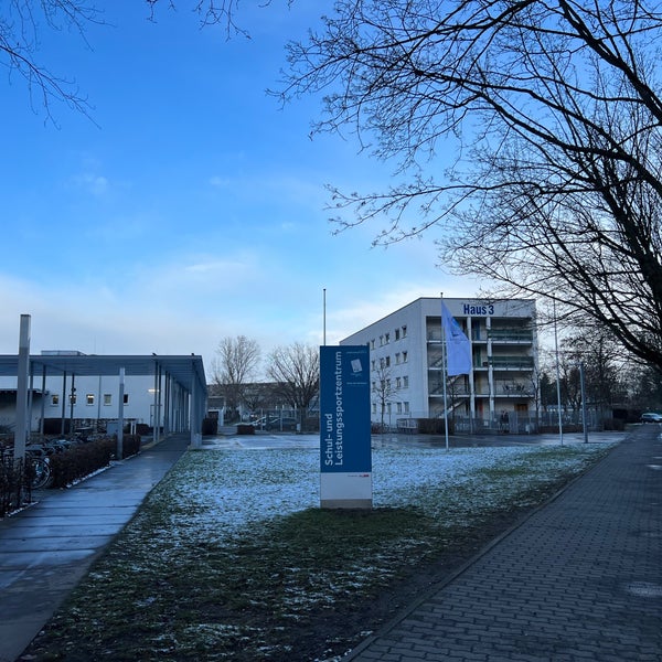 Sportforum Hohenschönhausen Lichtenberg KonradWolfStr. 39