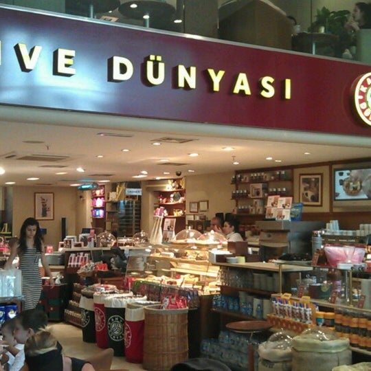 Kahve Dünyası Fatih Mollafenari Mah. Nuruosmaniye Cad. No79