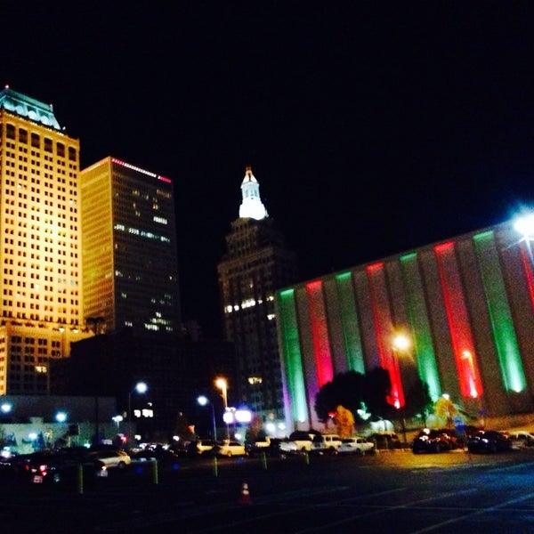 รูปภาพถ่ายที่ Tulsa Performing Arts Center โดย Billy K. เมื่อ 11/17/2013