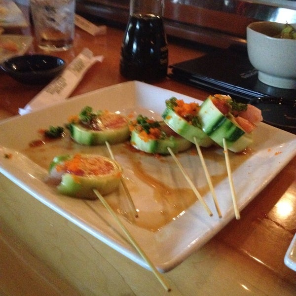 Das Foto wurde bei Sushi Brokers von Nancy am 4/19/2014 aufgenommen