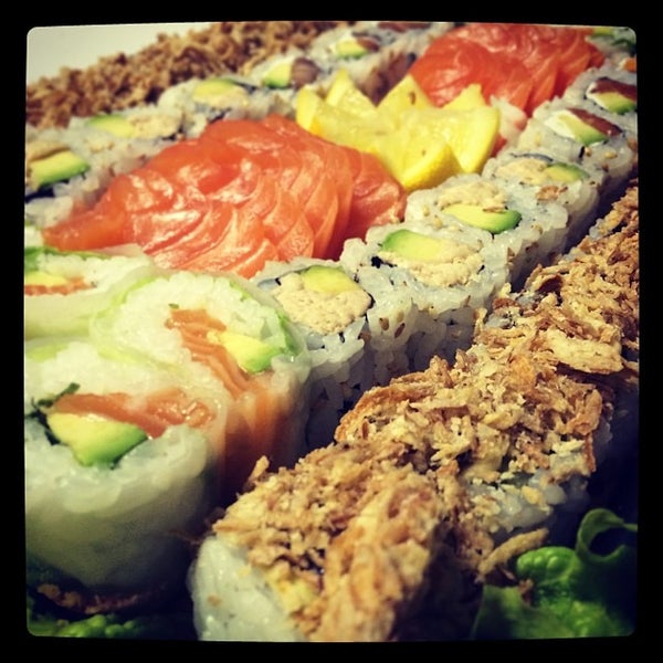 Суши 39. Суши 39. Суши 39. Калифорния остров суши. Ролл огненный дракон с угрем.